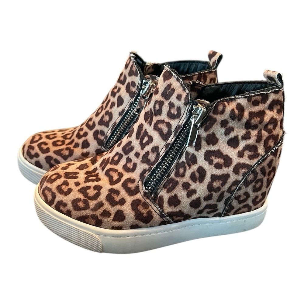 Soda Leopard Print Wedge Sneakers – Size 13 Animal Print Zip Shoes